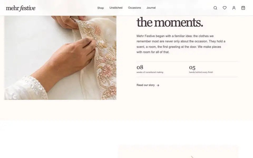 Mehr Festive interior page and content preview